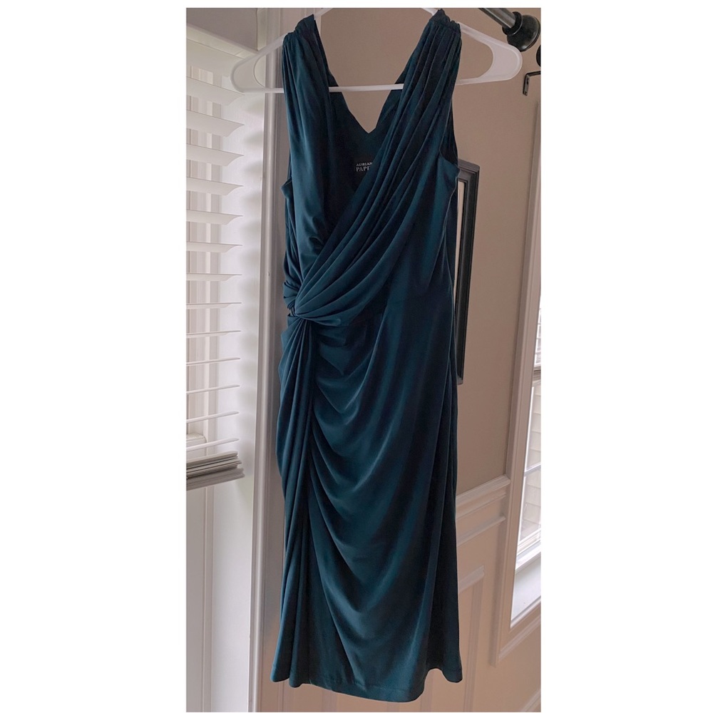 Adrianna Papell- Emerald Ruched Cocktail Dress